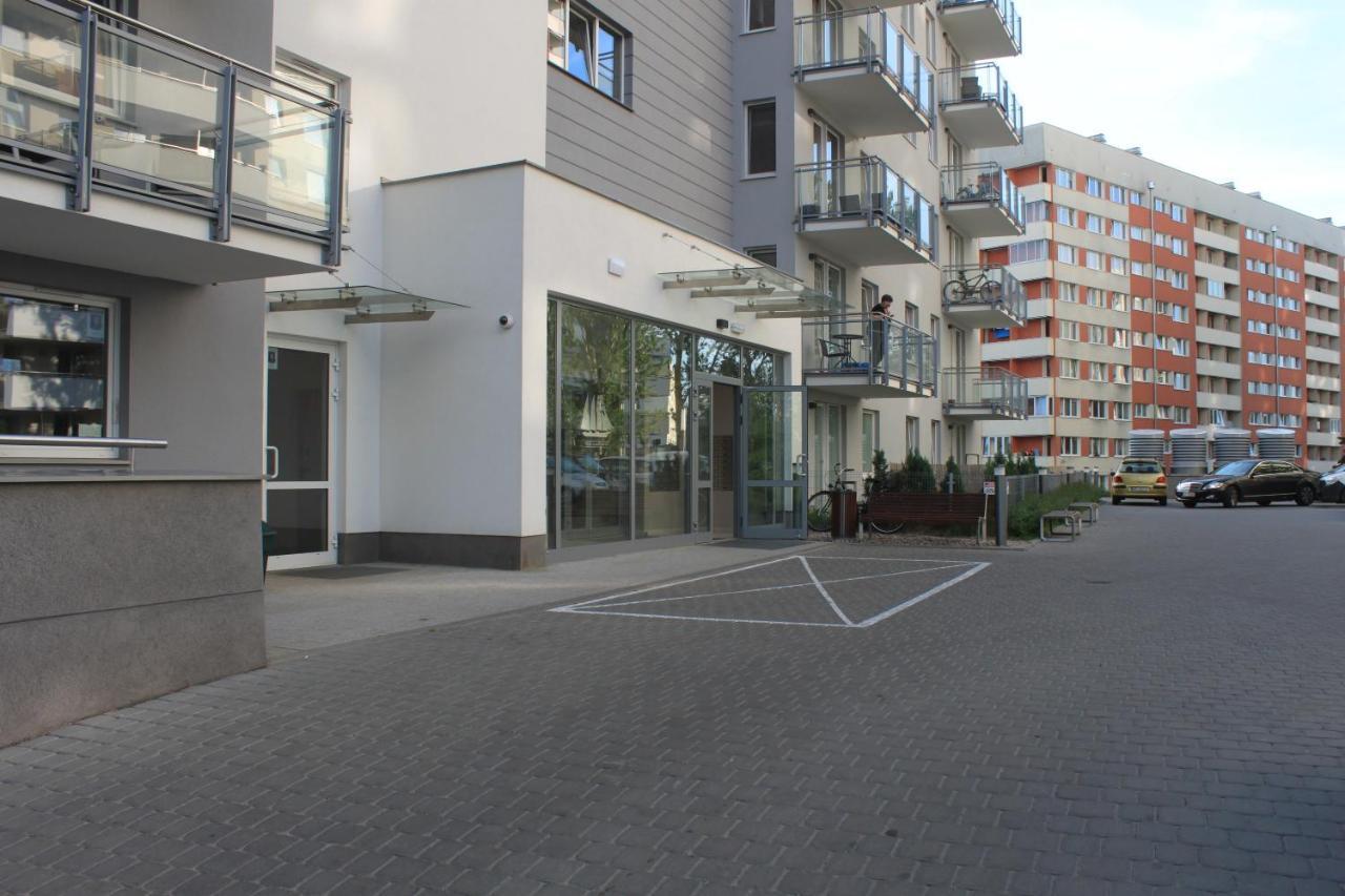 Sunny Sleeps 4 By The Beach With Garden Patio - Gdansk Przymorze Διαμέρισμα Εξωτερικό φωτογραφία