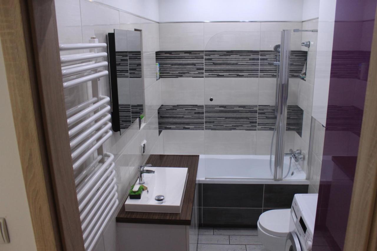 Sunny Sleeps 4 By The Beach With Garden Patio - Gdansk Przymorze Διαμέρισμα Εξωτερικό φωτογραφία
