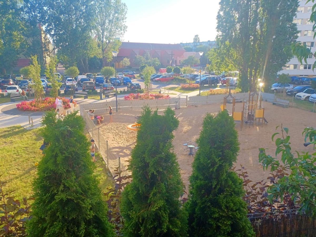 Sunny Sleeps 4 By The Beach With Garden Patio - Gdansk Przymorze Διαμέρισμα Εξωτερικό φωτογραφία